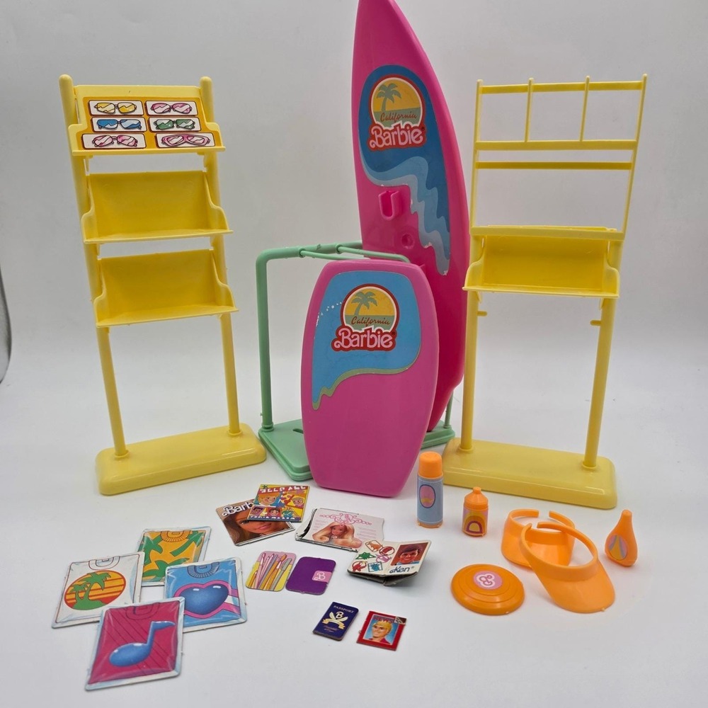 Vintage Mattel 1987 California Barbie Beach Surfboard Accessories Lot 4461-2128